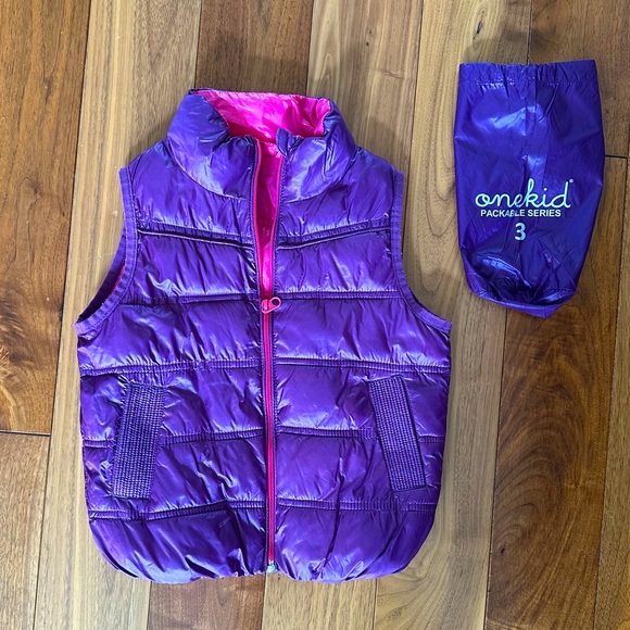 Onekid Down Vest Reversible Packable Purple Pink Girls Size 3 - Picture 1 of 11